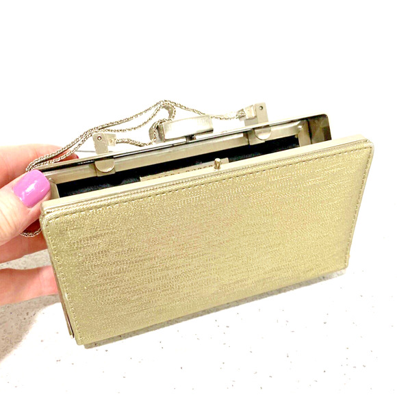 Sondra Roberts Box Purse Evening Bag silvertone top mesh handle spring hinge - Picture 8 of 9